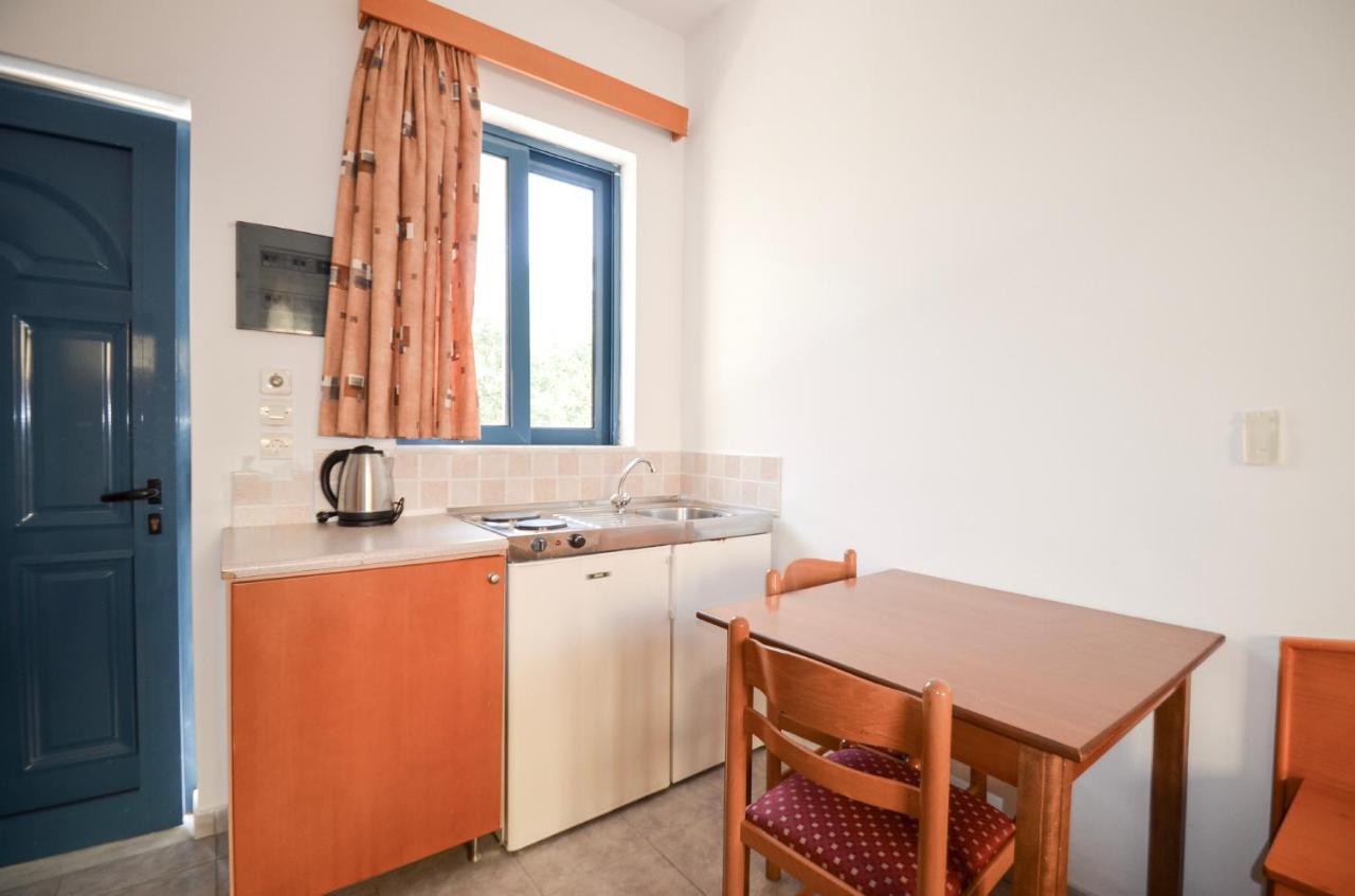 Stegna Star Apartments Archangelos  Eksteriør bilde